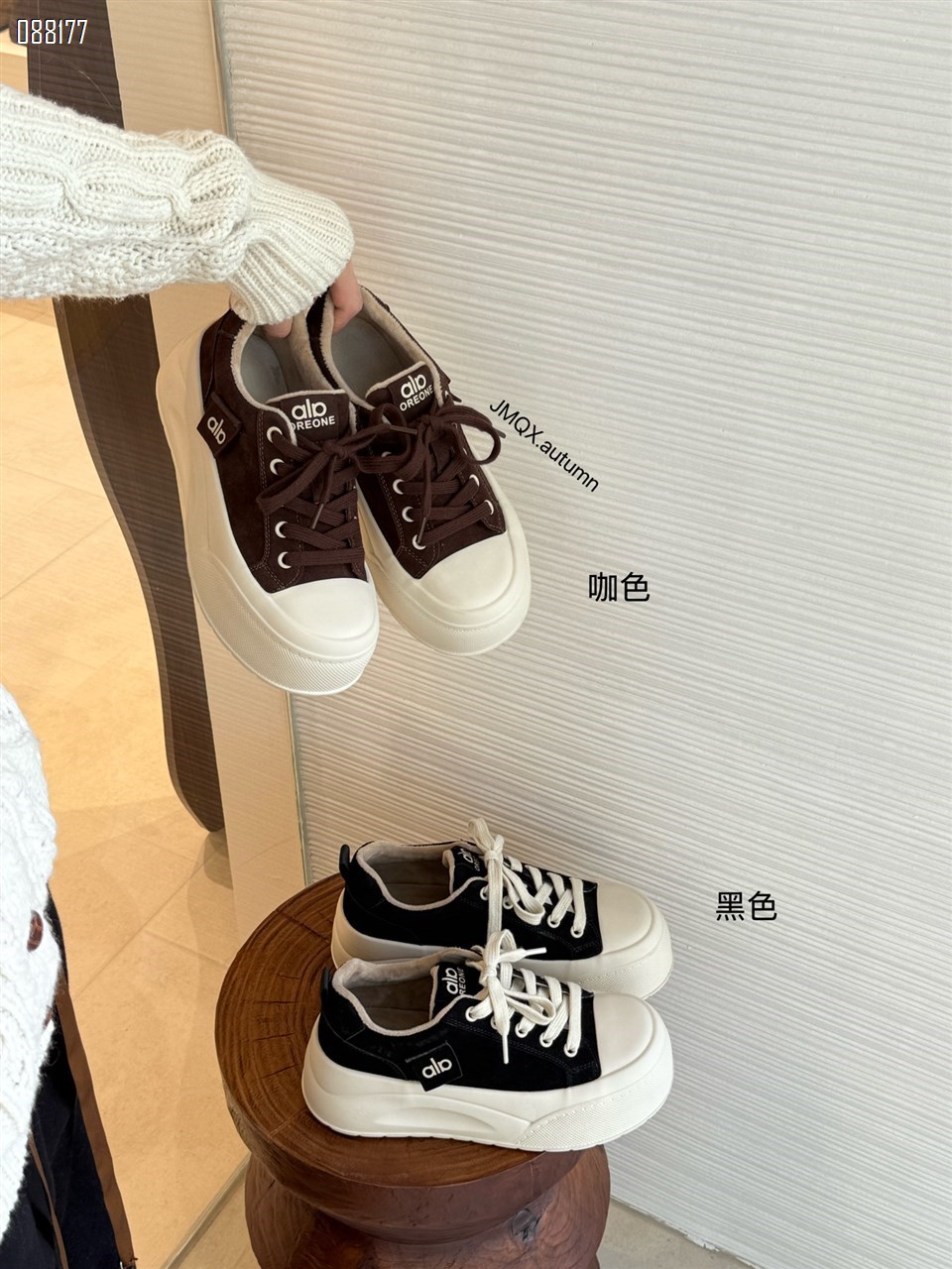 【单双可补货】新款厚底发泡板鞋SA9898