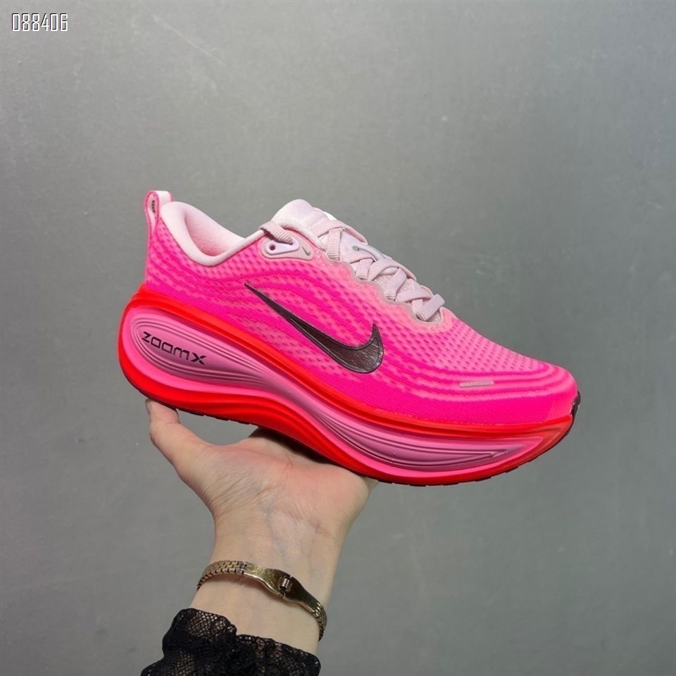 【单双可补货】新款NIKE耐克登月18PLUS轻便透气减震运动训练跑步鞋HV8150