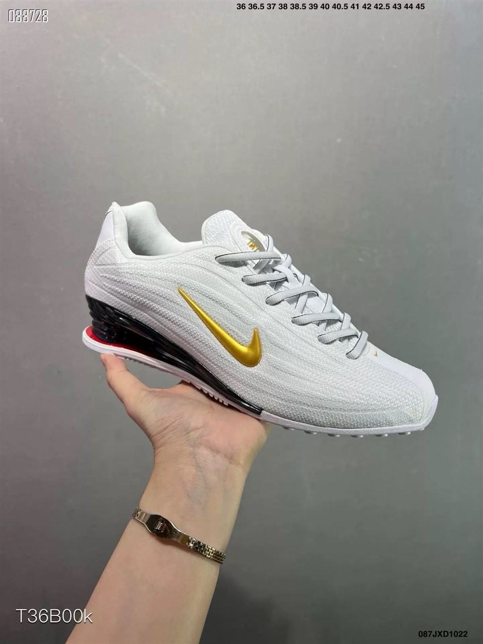 【单双可补货】新款Nike/耐克正品Shox 男女日常运动减震低帮气柱休闲鞋HQ7540-001