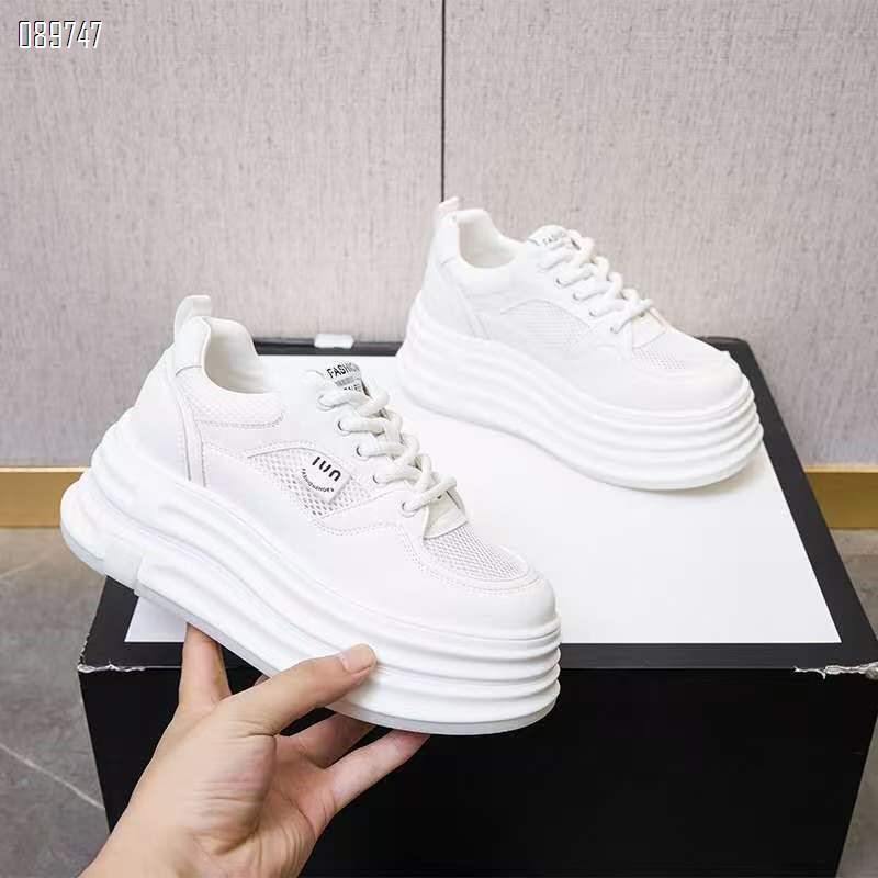 【单双可补货】新款厚底透网韩版内增高休闲板鞋SA2581