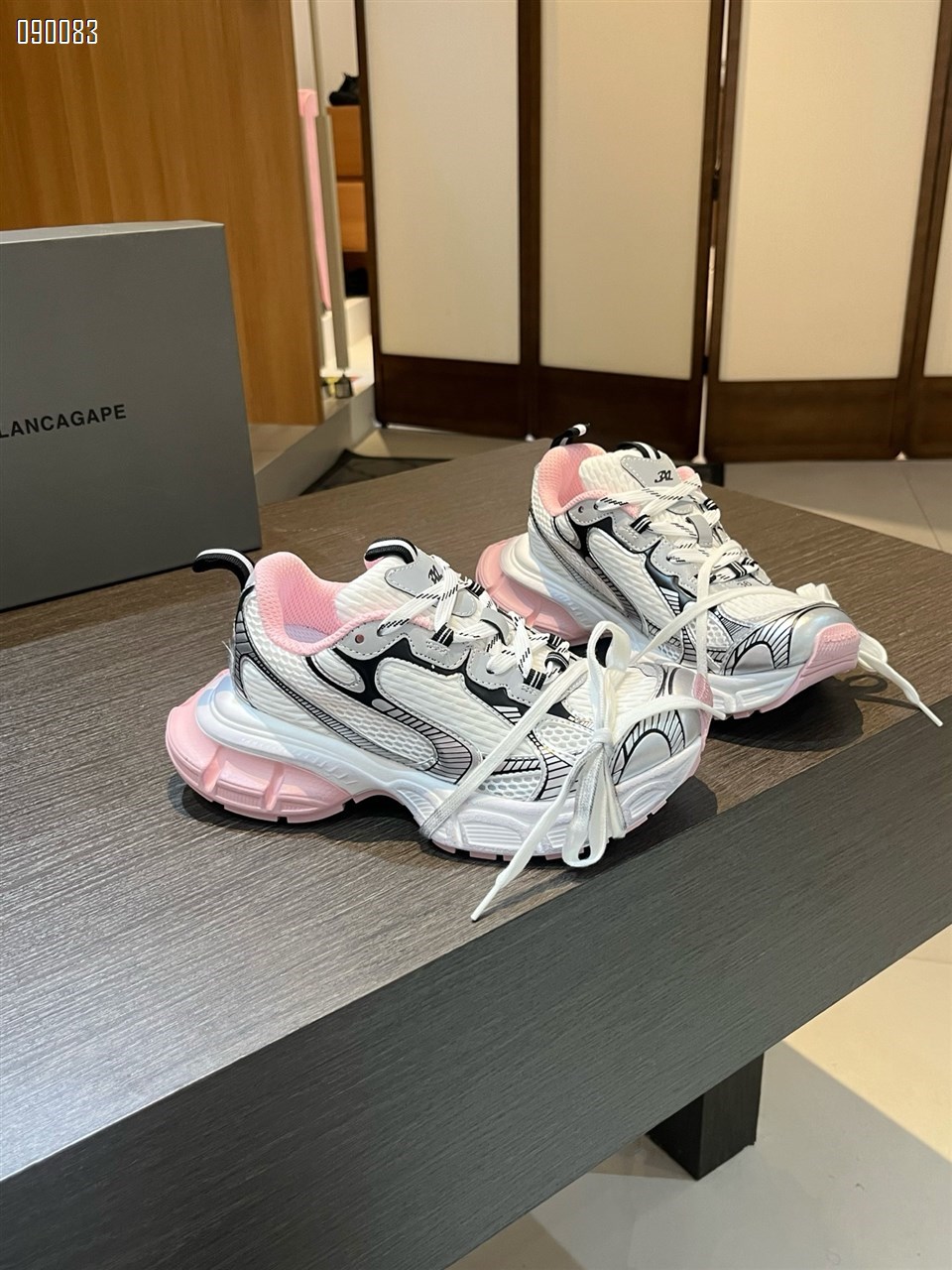 【单双可补货】新款网面透气厚底休闲女鞋做旧绑带老爹鞋SA5316