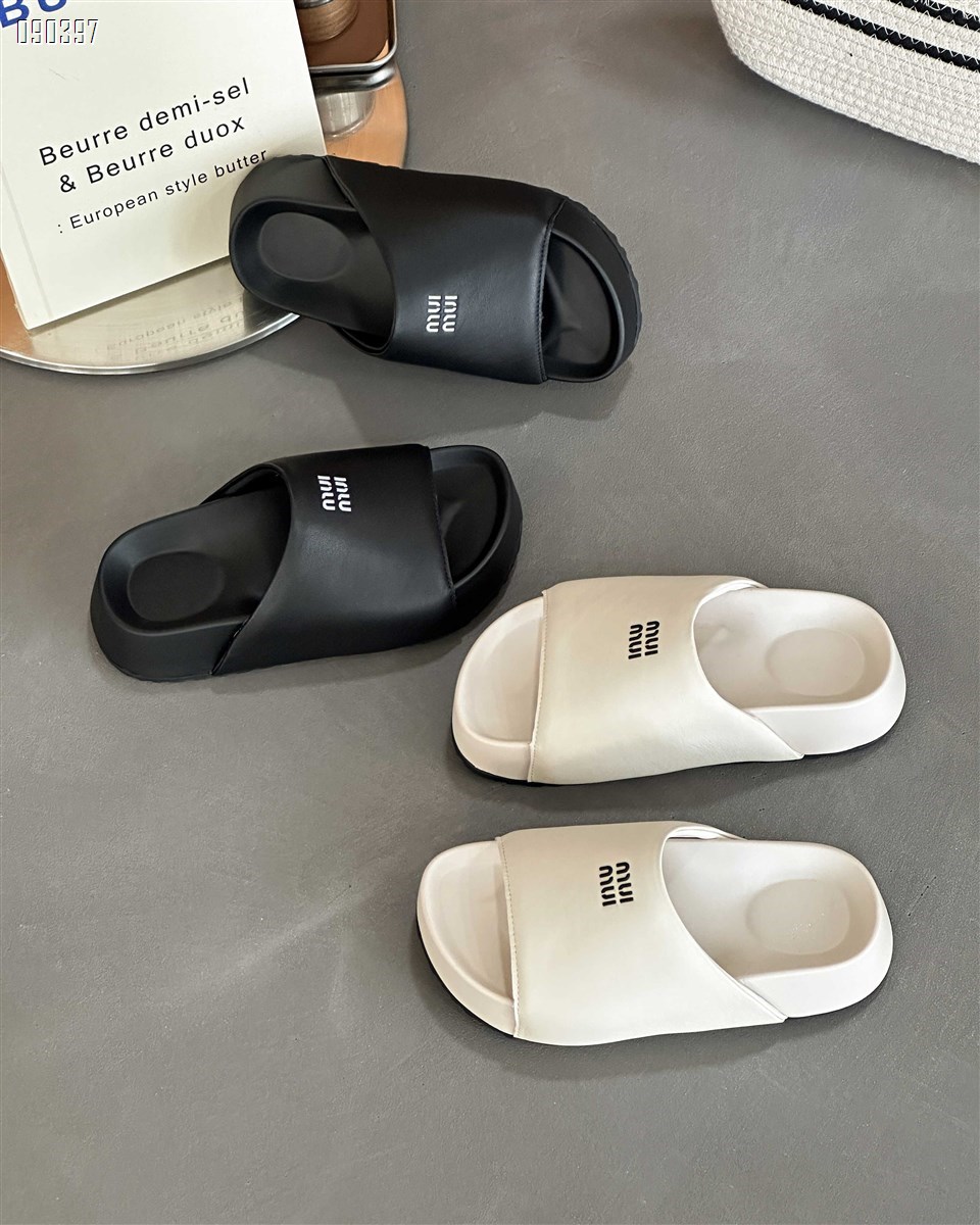 【单双可补货】新款松糕底厚底拖鞋女增高百搭羊皮质感外穿拖鞋SA9185-3