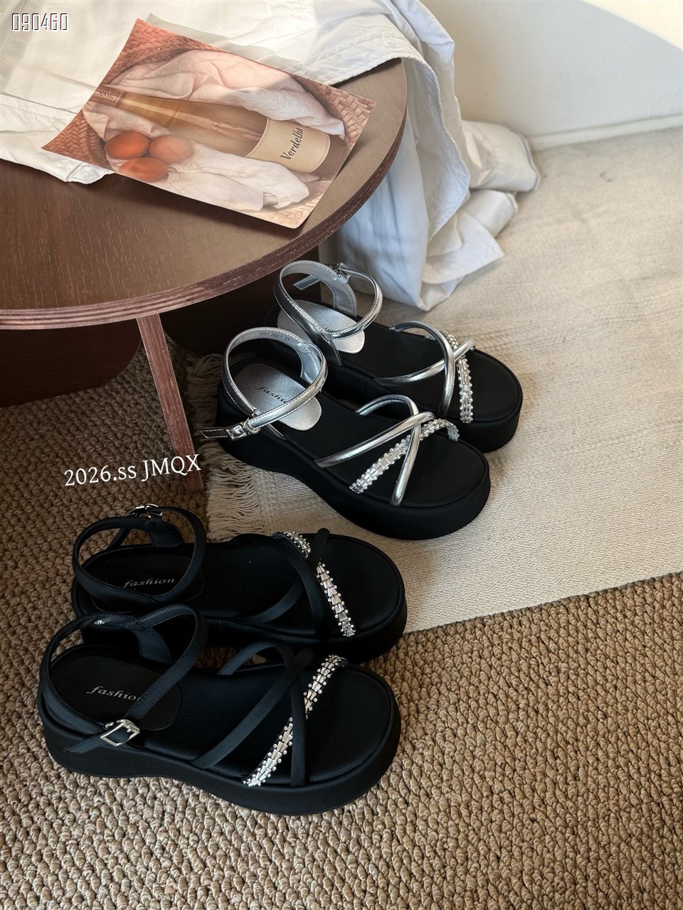 【单双可补货】新款厚底女凉鞋SA2201