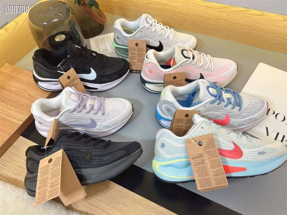 【单双可补货】新款Nike journey Run 跑步鞋SA111