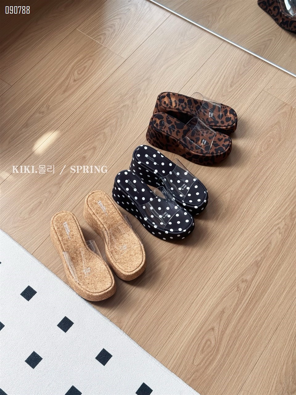 【单双可补货】新款透明带厚底凉拖SA39002