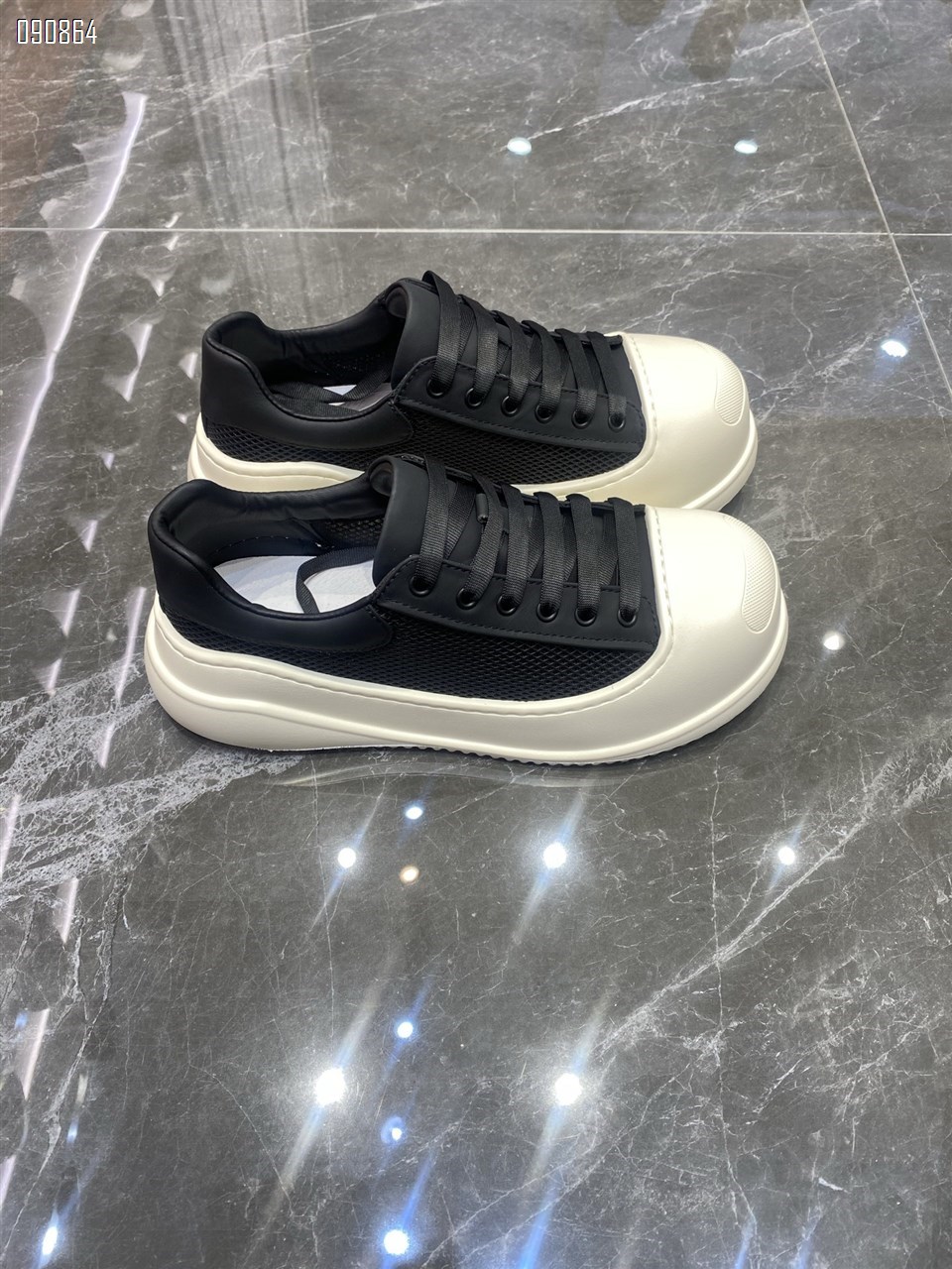 【单双可补货】新款休闲男网鞋SA3673