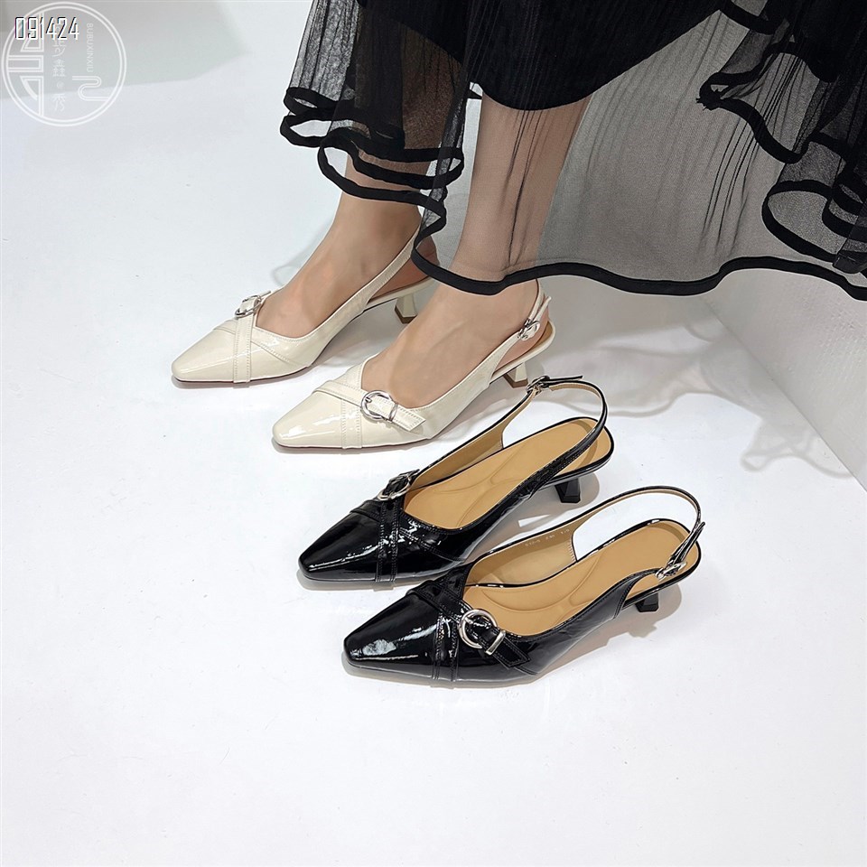 【单双可补货】新款包头后空女凉鞋SA512-5