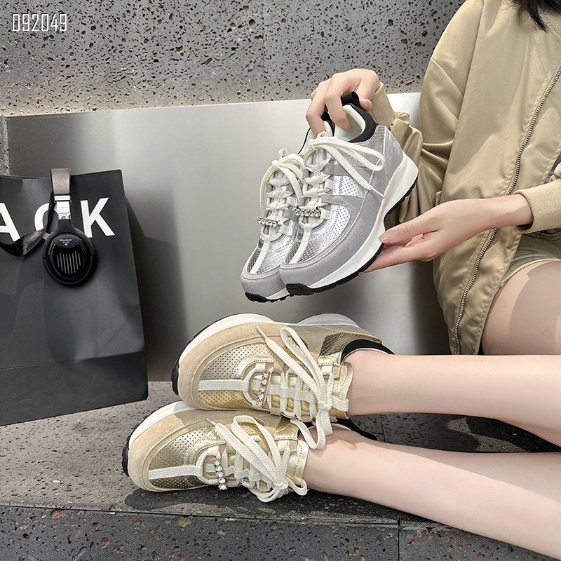 【单双可补货】新款运动休闲鞋女透气孔厚底增高老爹鞋SA2663