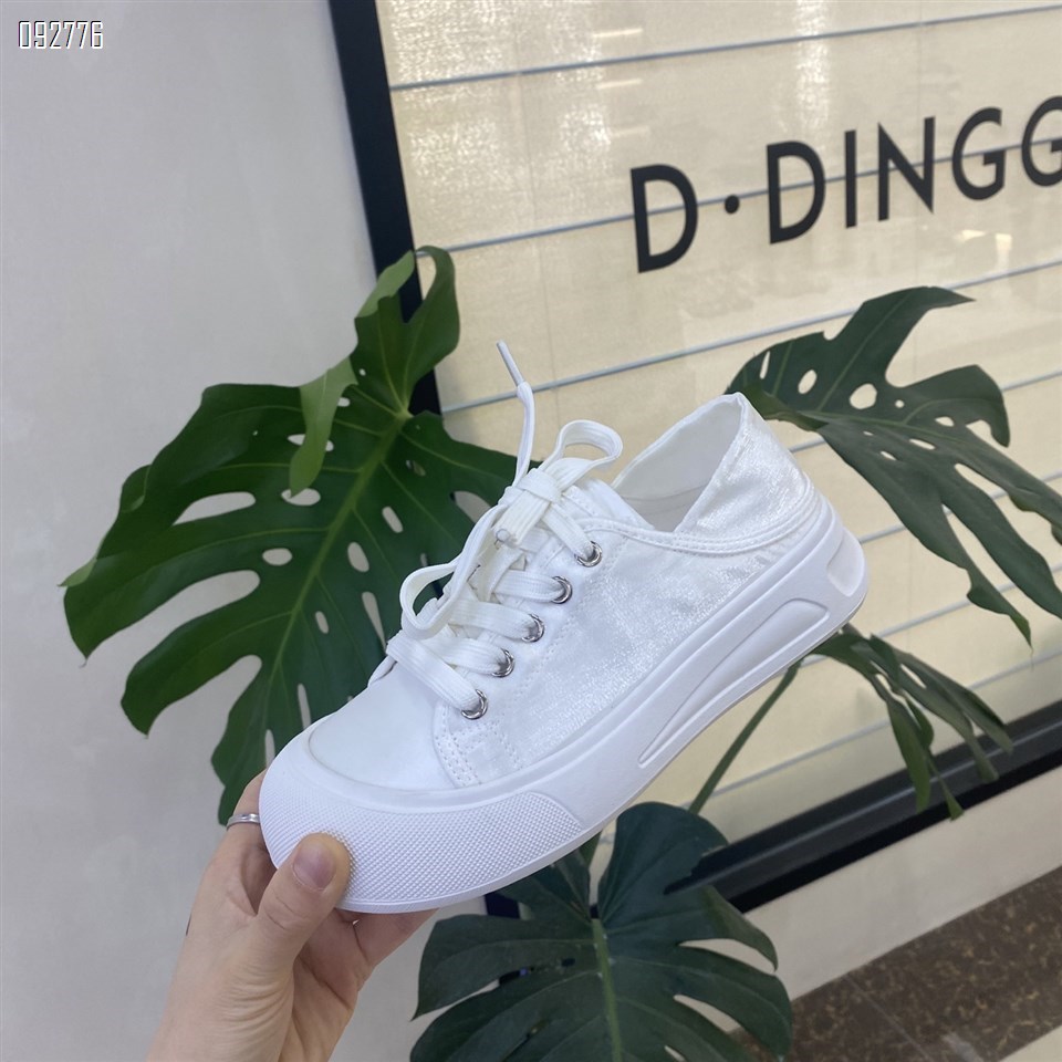 【单双可补货】新款缎面大头帆布鞋SA4654
