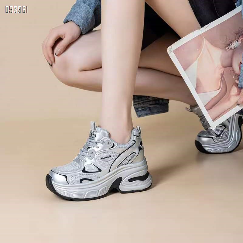 【单双可补货】新款厚底增高休闲鞋SA9238-8